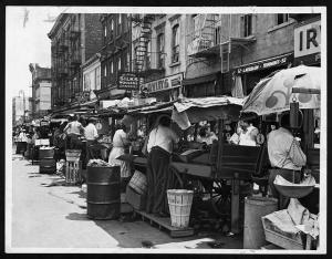 Pushcarts in New York (Source)